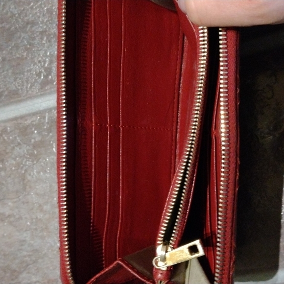 Marc Jacob red burgundy quilting pattern wallet - Picture 6 of 8